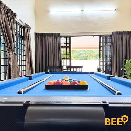 Melaka Afamosa Villa With Private Pool For 10 Pax Alor Gajah Exterior foto